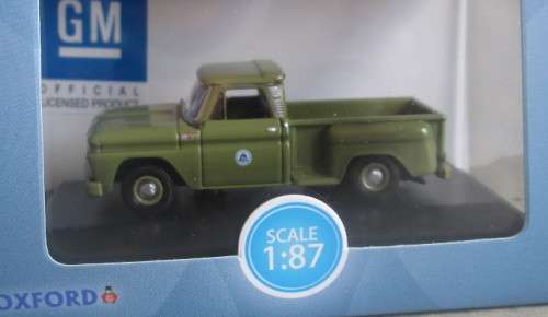 OXFORD 1/87 HO SCALE - CHEVROLET STEPSIDE PICK UP (NEW BOXED)