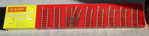 HORNBY HO SCALE - EXTENSION TRACK C PACK - BOXED