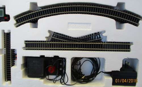 HORNBY OO SCALE - R1027 THE FLYING SCOTSMAN SET COMPLETE & BOXED, GOOD CONDITION, SEE FOTOS