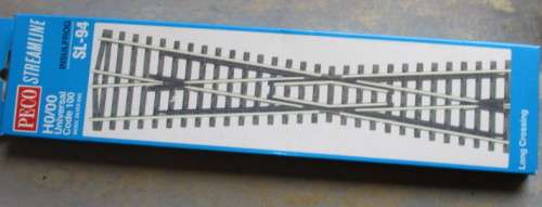 PECO HO SCALE - SL-94 LONG CROSSOING (NEW)