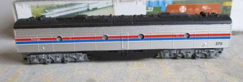 CONCOR N SCALE - AMTRAK DIESEL LOCO (BOXED)