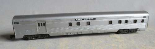 ATLAS N SCALE - PENN CENTRAL BAGGAGE VAN CAR