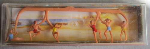 MERTEN HO SCALE - BEACH PEOPLE SET (BOXED)