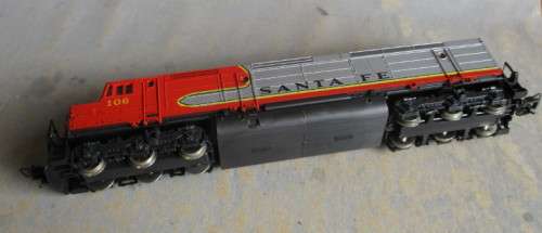 LIMA HO SCALE - SANTA FE DIESEL LOCO # 106