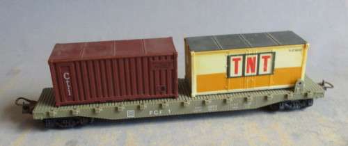 LIMA HO SCALE - CONTAINER WAGON AS PER FOTO