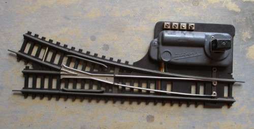 FLEISCHMANN HO SCALE - ELECTRIC RH POINT