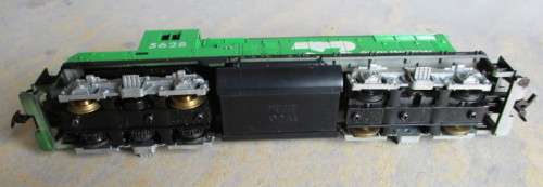 TYCO HO SCALE - BN DIESEL LOCO, AS NEW, NO BOX