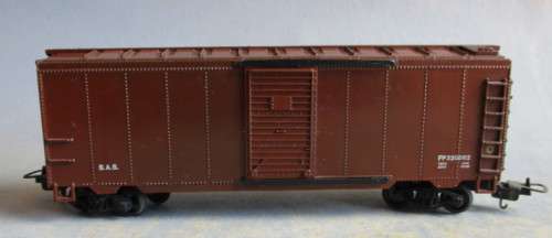 LIFE-LIKE HO SCALE -SAR FP GOODS WAGON