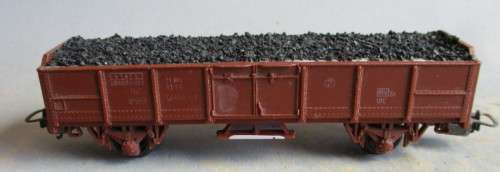 LIMA HO SCALE - COAL WAGON W/LOAD