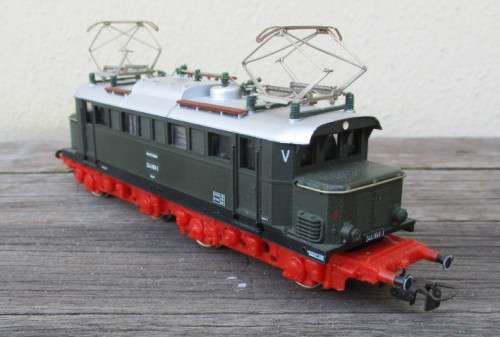 HO SCALE - DB ELECTRIC LOCO 244068-3, SEE FOTOS