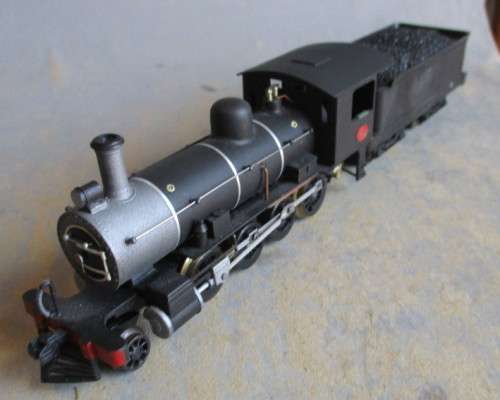 SARM HO SCALE - SAR  CLASS 8X STEAM LOCO & TENDER WITH DCC  -  BOXED