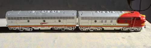 MARKLIN HO SCALE - 37622 SANTA FE EMD F7A&B DIESEL LOCO  WITH FACTORY DCC - BOXED