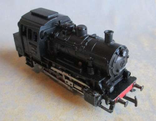 MARKLIN HO SCALE - 800D 0-6-0 STEAM TANK LOCO 89005