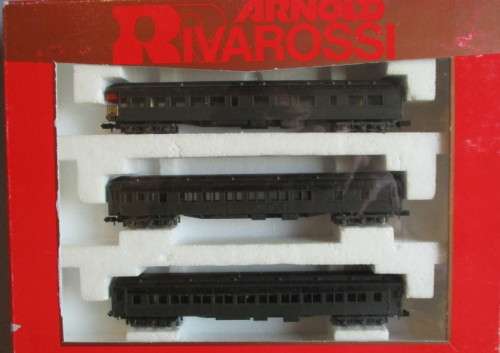 RIVAROSSI N SCALE - 3 X  PASSENGER COACHES - BOXED