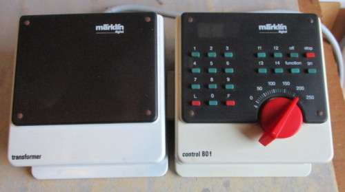 MARKLIN DCC TRANSFORMER AND CONTROLLER 80f