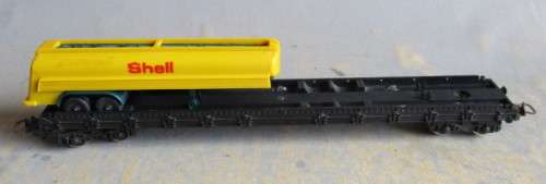 LIMA HO SCALE - TRAILER WAGON WITH SHELL TANKER - AS PER FOTO