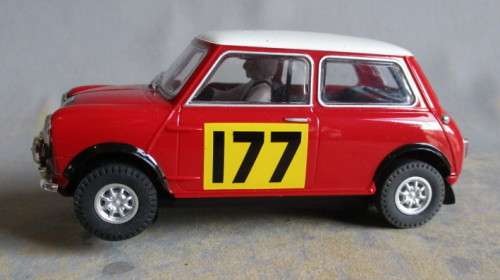 SCALEXTRICS 1/32 SCALE - MIN COOPER # 177, MOTOR NOT WORKING, SPARES OR REPAIRS