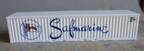 HO SCALE - SAFMARINE 40 FT CONTAINER, RIBBED LONG SIDE LOW CAPACITY NON REFRIGATOR