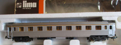 LIMA HO SCALE - SNCF PASSENGER COACH - BOXED