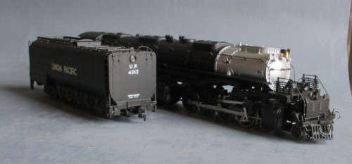 RIVAROSSI HO SCALE - 4-8-8-4 UP 4013 "BIG BOY" STEAM LOCO & TENDER - BOXED