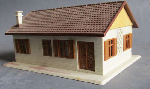 LIMA HO SCALE - SINGLE STORY HOUSE