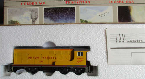 WALTHERS HO SCALE - UP H10-44 DIESEL LOCO #1303 - BOXED