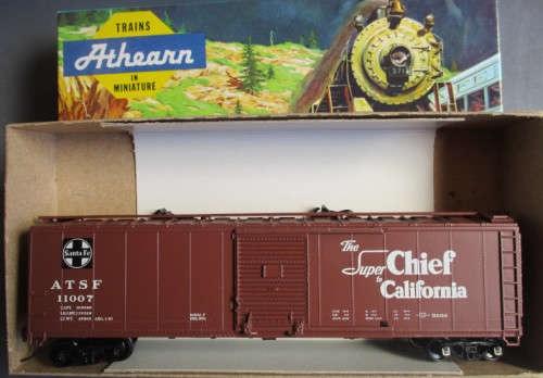 ATHEARN HO SCALE - 50' ATSF SD REEFER - BOXED