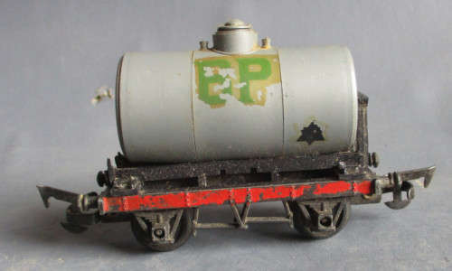 TRI-ANG OO SCALE - BP/SHELL TANKER