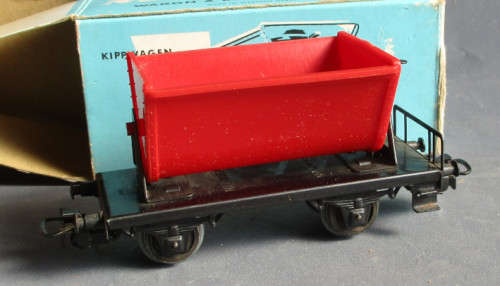 MARKLIN HO SCALE -  TIPPING TRUCK - BOXED