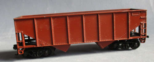 ATHEARN? HO SCALE -  2 X ORE HOPPERS