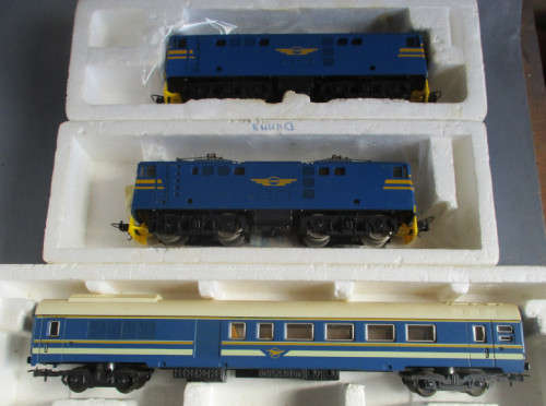LIMA HO SCALE - SAR BLUE TRAIN SET - ALL BOXED, SEE BELOW