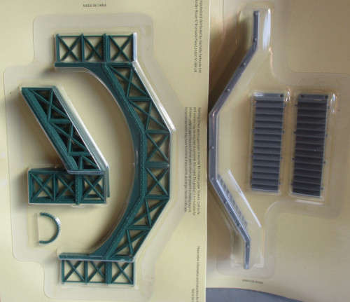 OO SCALE - FOOT BRIDGE - NEW