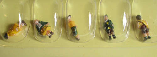 OO SCALE - CHILDREN - NEW