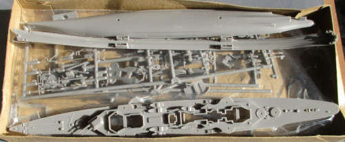 VINTAGE REVELL 1/720 GERMAN CRUISER PRINZ EUGEN KIT, SEE BELOW