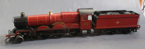 HORNBY OO SCALE - 4-6-0 STEAM LOCO & TENDER " HOGSWORT EXPRESS", SEE BELOW