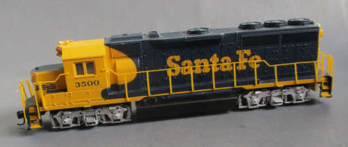 BACHMANN HO SCALE - SANTA FE # 3500 DIESEL LOCO