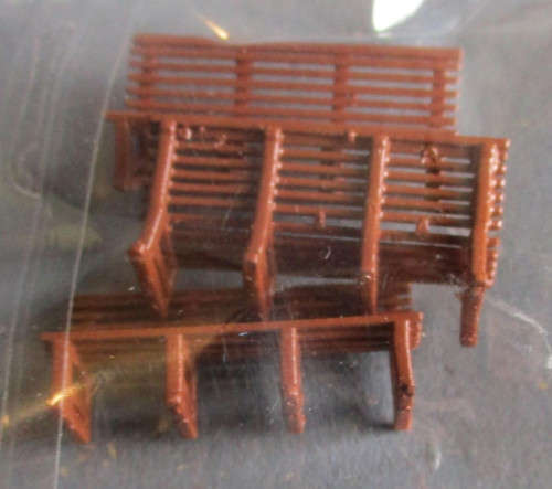 HO SCALE - SAR 3 X STATION BENCHES - NEW