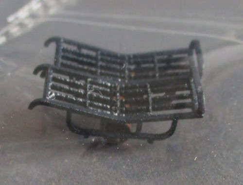 HO SCALE - SAR 2 X STATION BAGGAGE TROLLEYS - NEW