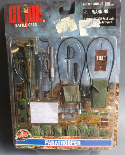 HASBRO - GI JOE BATTLE GEAR, PARATROOPER, CARDED SEALED, SEE FOTOS