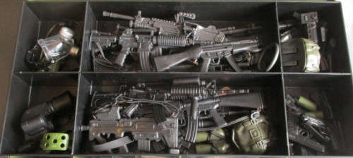 2 X GI JOE TYPE FIGURES WITH PLENTY ACCESORIES AS PER FOTOS