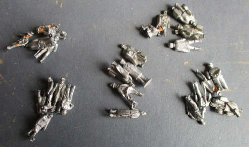 HO SCALE - 40 PLUS METAL FIGURES AS PER FOTOS