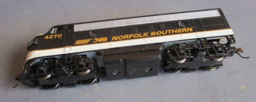 BACHMANN HO SCALE - NORFOLK SOUTHERN DIESEL LOCO - EXCELLENT CONDITION