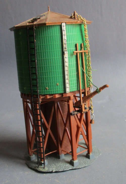 HO SCALE - WATER TOWER, FOOTPRINT - 80 X 80 mm