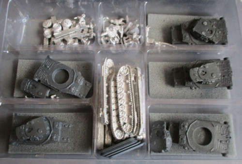 FLAMES OF WAR - PANZER IV F PLATOON  5 X TANKS KIT, DIE CAST - BOXED