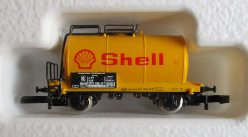 MARKLIN Z SCALE - SHELL TANK WAGON - BOXED