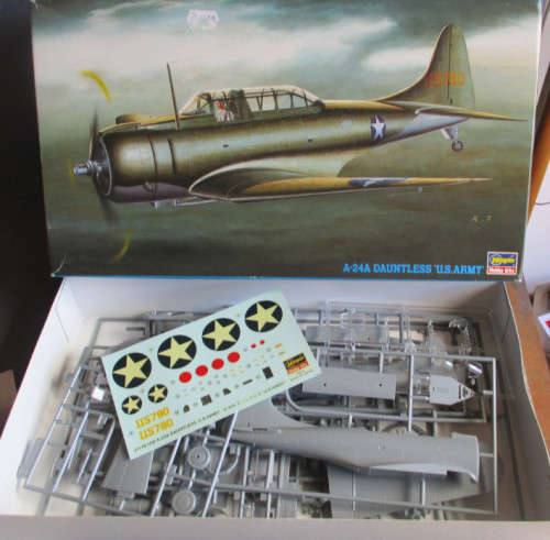 HASEGAWA 1/48 SCALE - A-24A DAUNTLESS "US ARMY" - BOXED