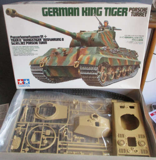 TAMIYA 1/35 SCALE - GERMAN KING TIGER - BOXED