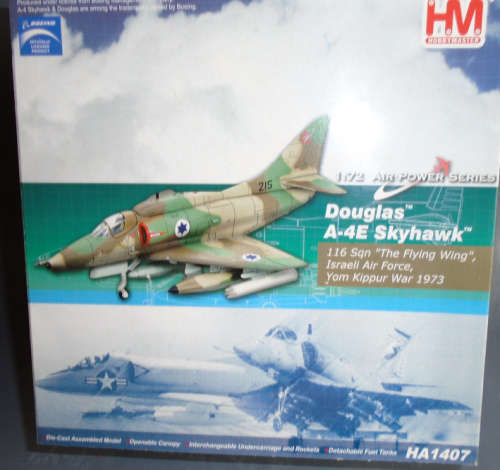 HOBBY MASTER 1/72 SCALE - DOUGLAS A-4E SKYHAWK - BOXED