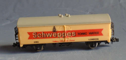 LIMA N SCALE - SCHWEPPES GOODS WAGON
