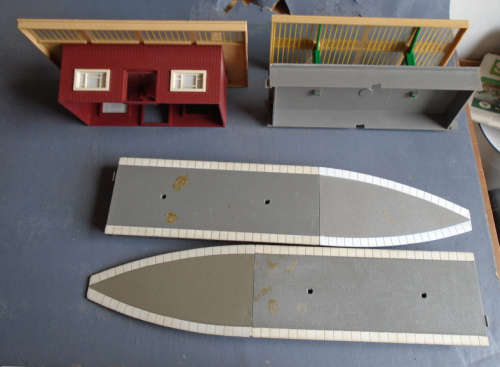HORNBY OO SCALE - STATION PLATFORM AS PER FOTOS